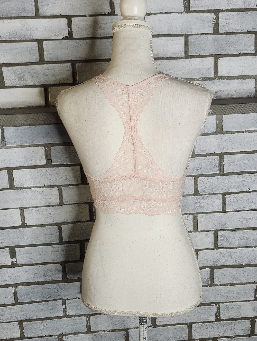 • Auden Size Small S Lightly Lined Lace Racerback Bralette Bra Light Pink - Picture 4 of 8